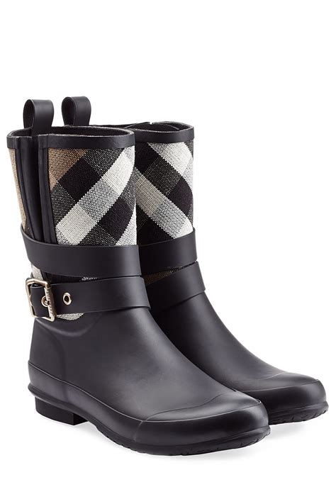 all black burberry rain boots